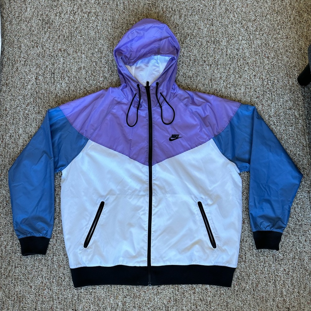 Nike Windbreaker Rain Jacket - Windrunner, Large